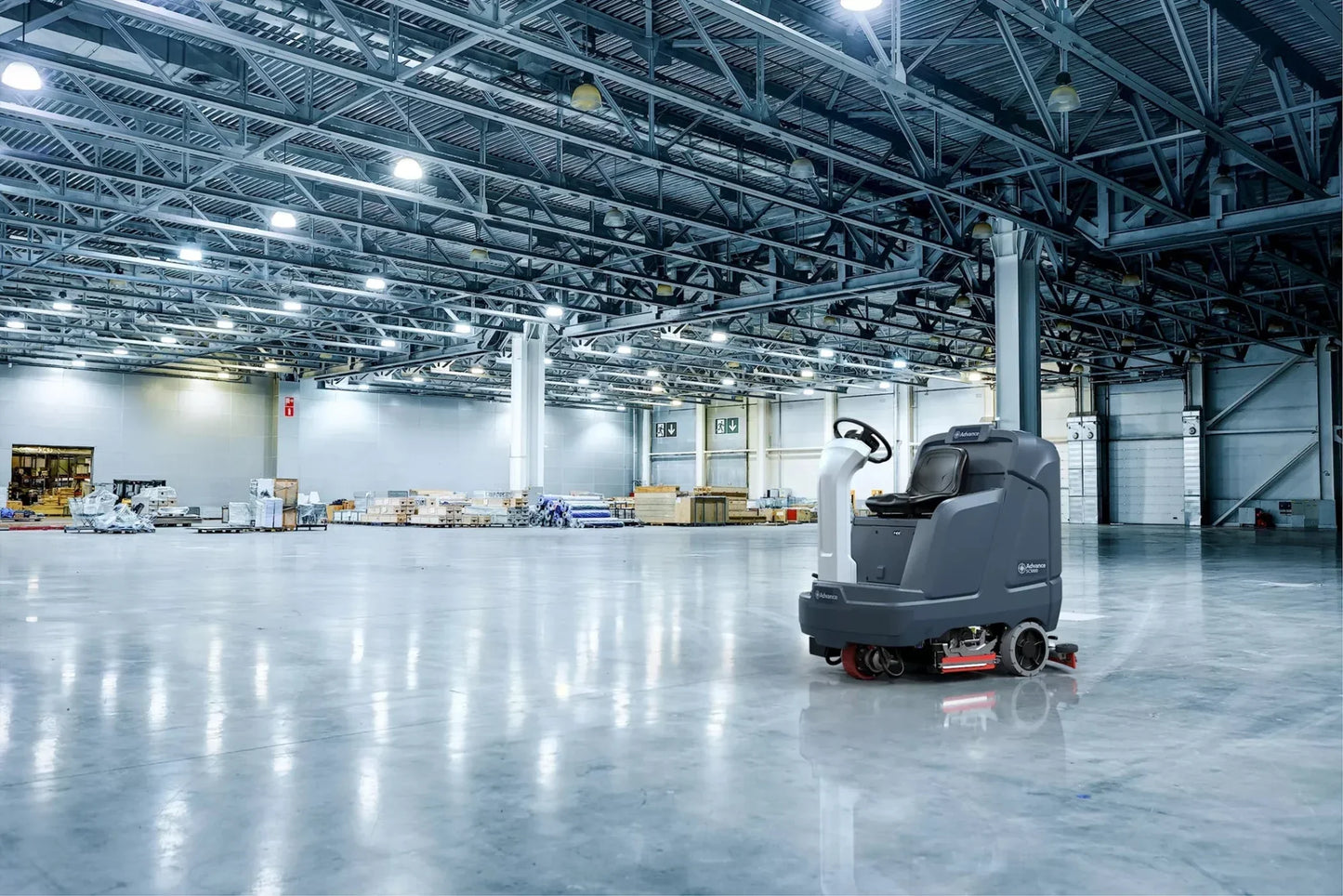 Advance Demo Unit Advance SC5000  Ride On Floor Sweeper Scrubber  32"  37 Gallon  Cylindrical  Battery 5 Hours
