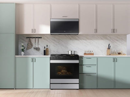 SAMSUNG Bespoke 6.0 cu. ft. Smart Slide-In Gas Range with Air Sous Vide & Air Fry in Stainless Steel - NSG6DG8500SR-KT