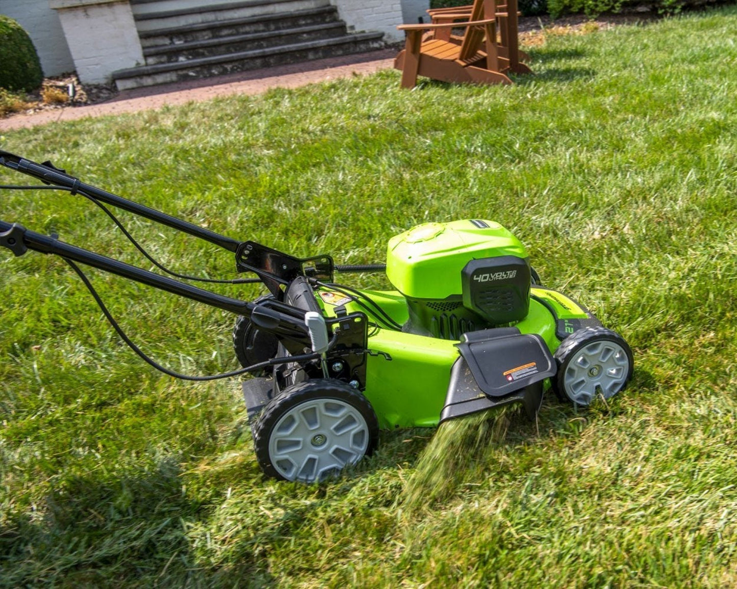 Greenworks 40V 21" Cordless Battery Self-Propelled Lawn Mower w/ (2) 4.0Ah USB Batteries & Charger - 2525202