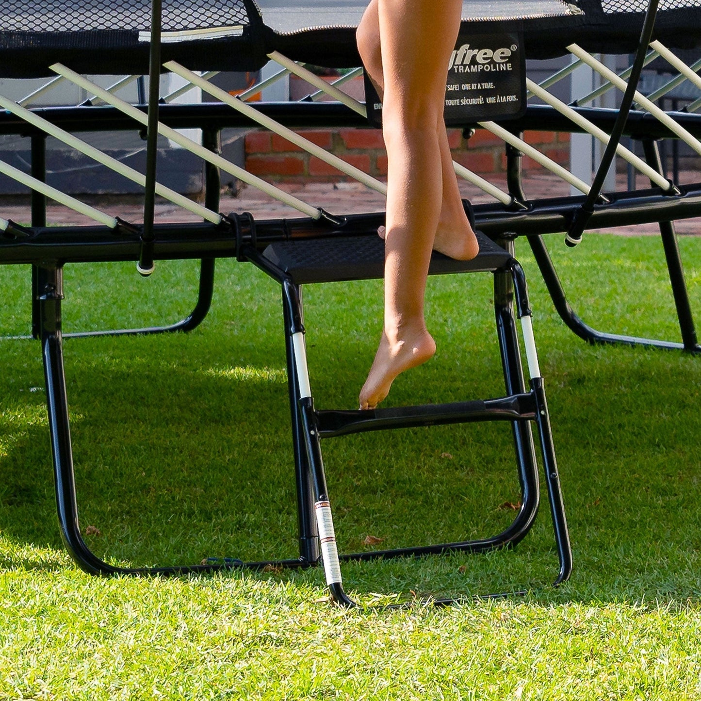 Springfree Trampoline Kids Oval 8 x 11Ft Trampoline & FlexrStep V2 Safety Ladder - 299723