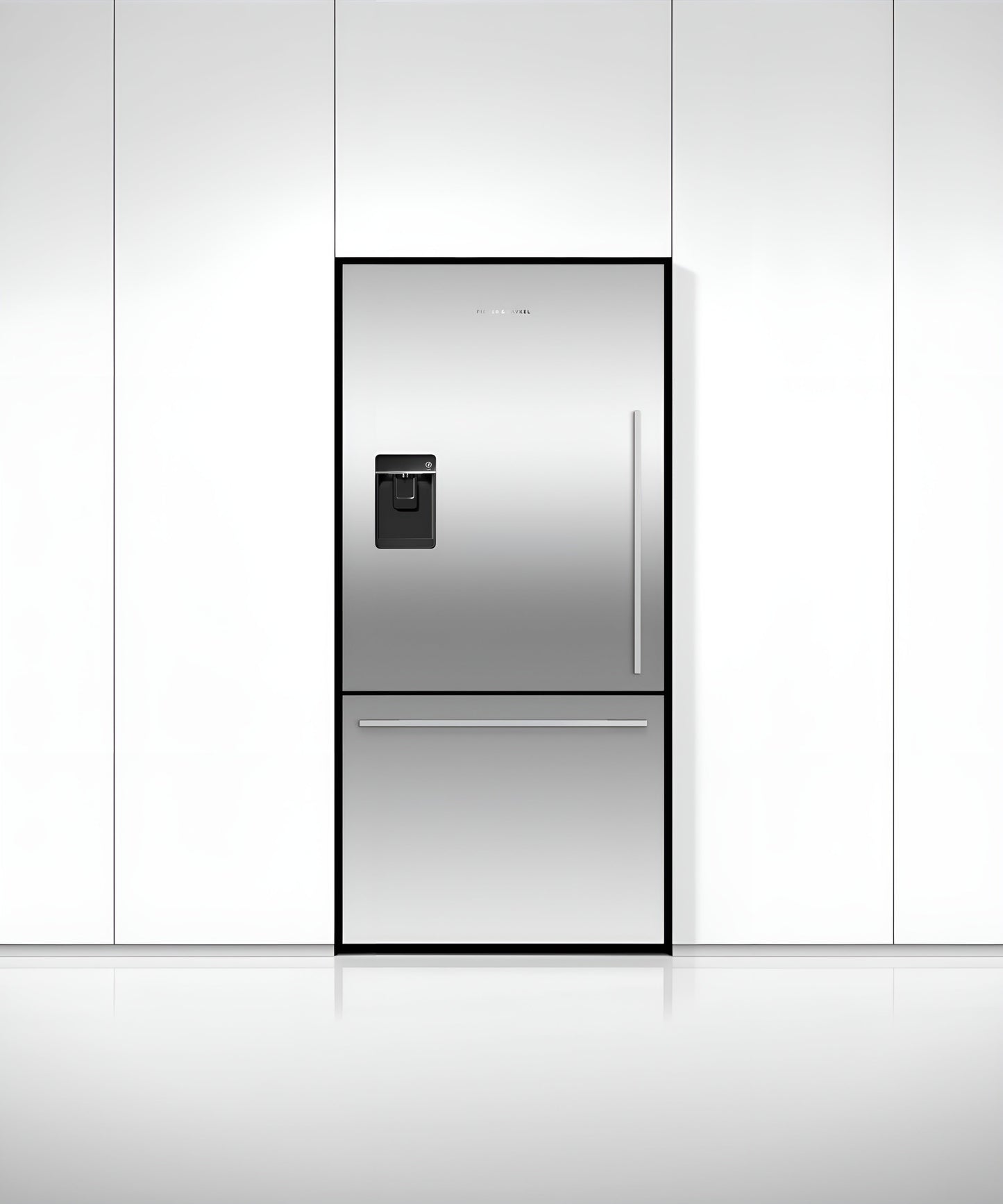 FISHER & PAYKEL RF170WDLUX5N Freestanding Refrigerator Freezer, 32", 17.1 cu ft, Ice & Water - RF170WDLUX5N-KT