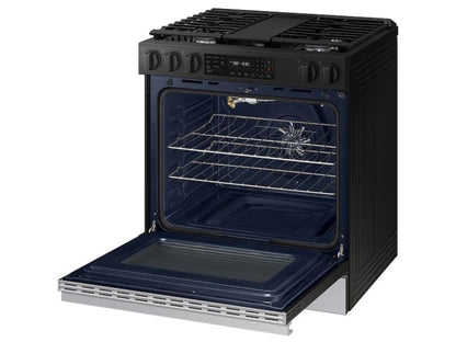 SAMSUNG Bespoke 6.0 cu. ft. Smart Slide-In Gas Range with Air Fry & Precision Knobs in Stainless Steel - NSG6DG8300SR-KT