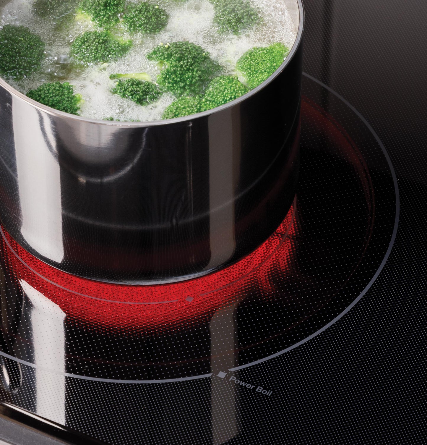 GE APPLIANCES GRF400SVBB GE(R) 30" Free-Standing Electric Range - GRF400SVBB-KT