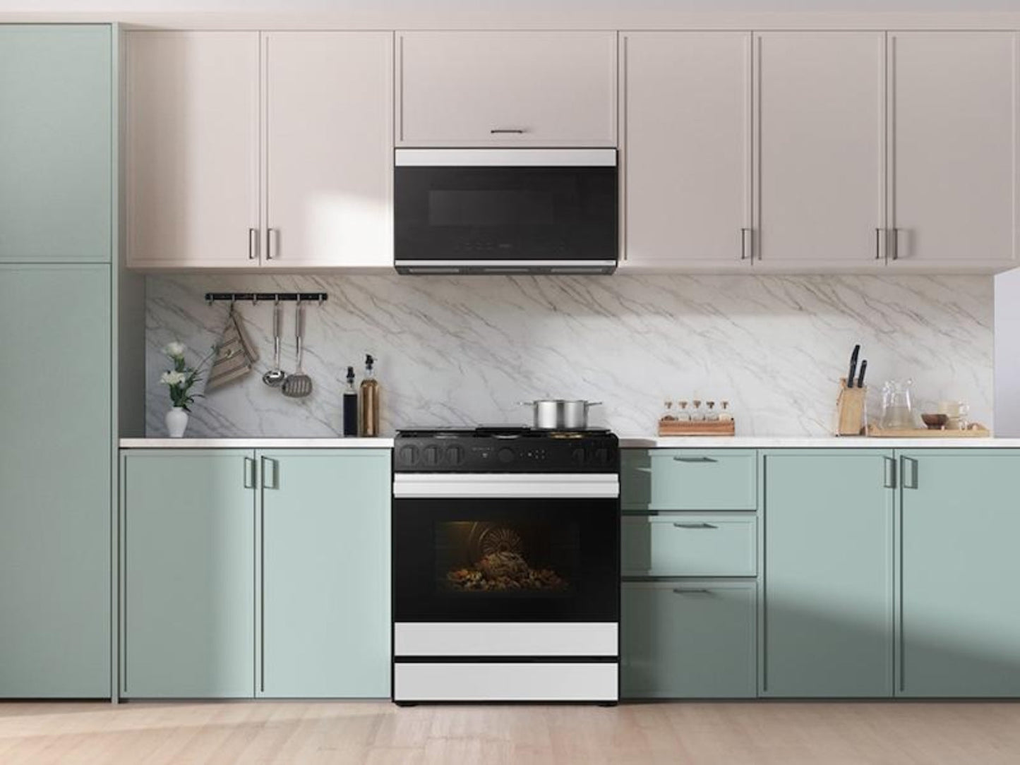 SAMSUNG Bespoke 6.0 cu. ft. Smart Slide-In Gas Range with Air Sous Vide & Air Fry in White Glass - NSG6DB850012-KT