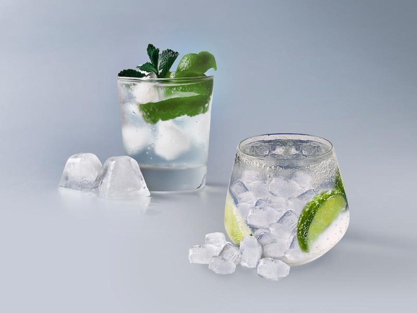 Samsung 29 cu. ft. Smart 4-Door Flex Refrigerator with Family Hub - RF29A9071SG-KT