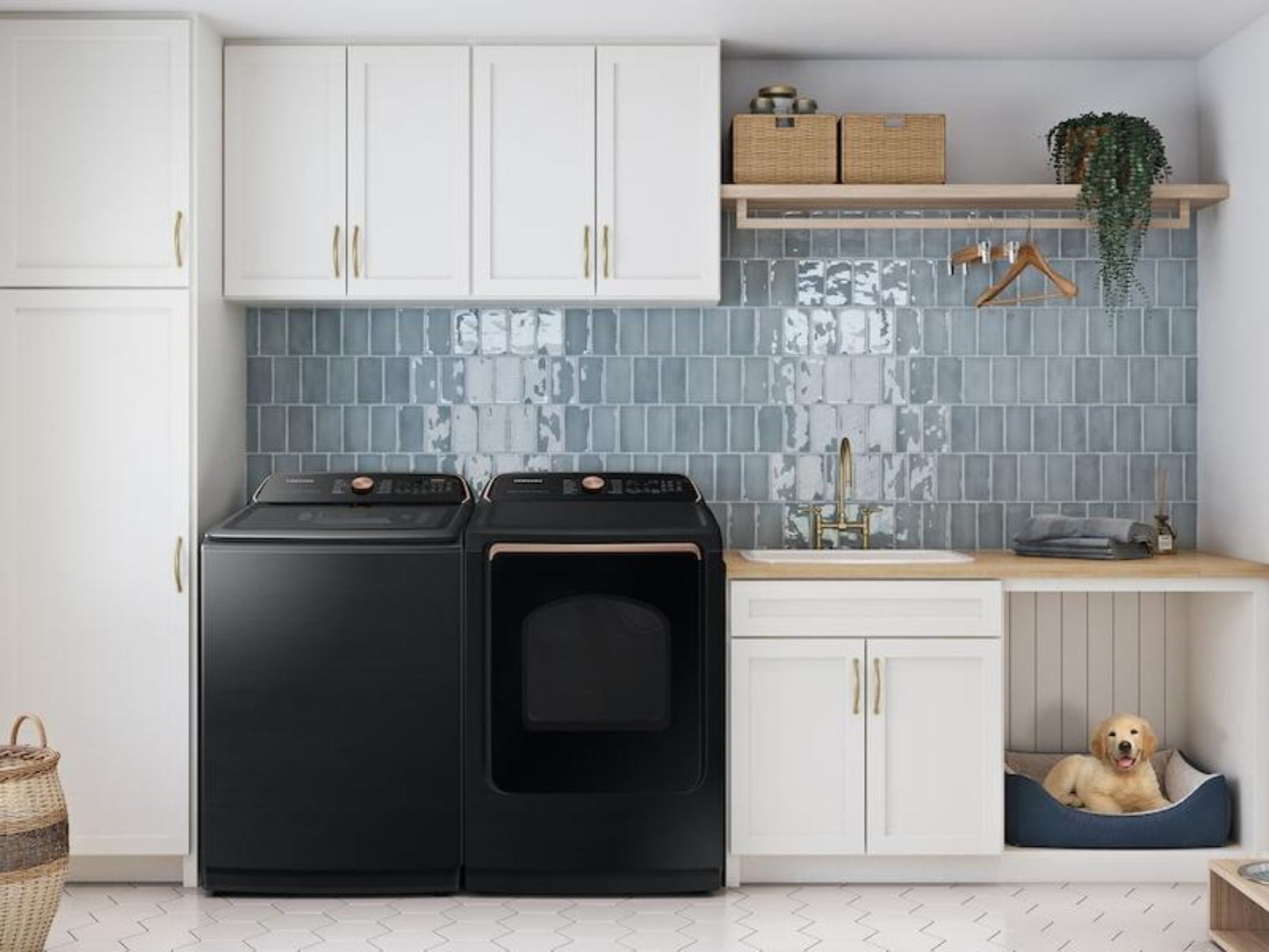 SAMSUNG 7.4 cu. ft. Smart Gas Dryer with Pet Care Dry and Steam Sanitize+ in Brushed Black - DVG54CG7550V-KT