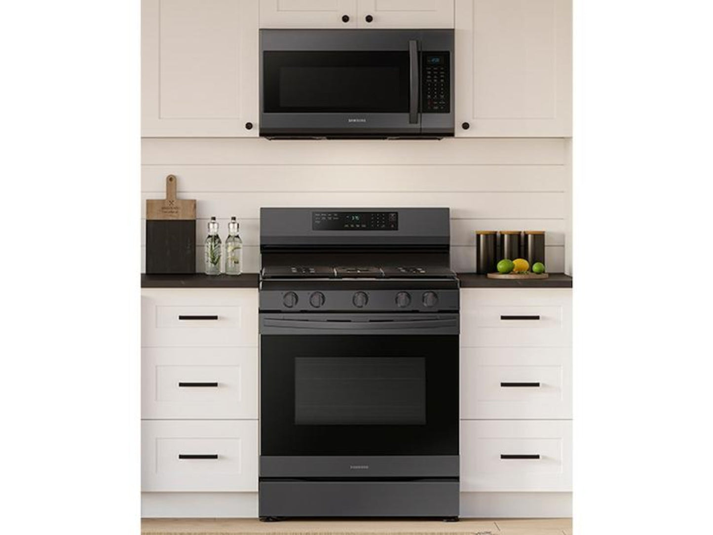 SAMSUNG 6.0 cu. ft. Smart Freestanding Gas Range with No-Preheat Air Fry & Convection in Black Stainless Steel - NX60A6511SG-KT