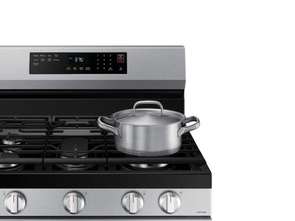 SAMSUNG 6.0 cu. ft. Smart Freestanding Gas Range with No-Preheat Air Fry & Convection in Stainless Steel - NX60A6511SS-KT