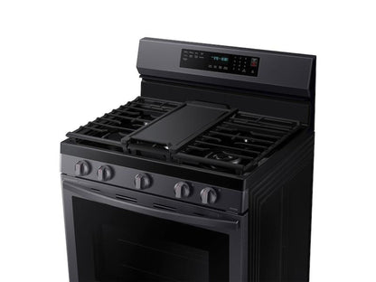 SAMSUNG  6.0 cu. ft. Smart Freestanding Gas Range with No-Preheat Air Fry and Convection+ in Black Stainless Steel - NX60A6711SG-KT