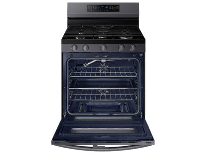 SAMSUNG 6.0 cu. ft. Smart Freestanding Gas Range with Flex Duo(TM) & Air Fry in Black Stainless Steel - NX60A6751SG-KT