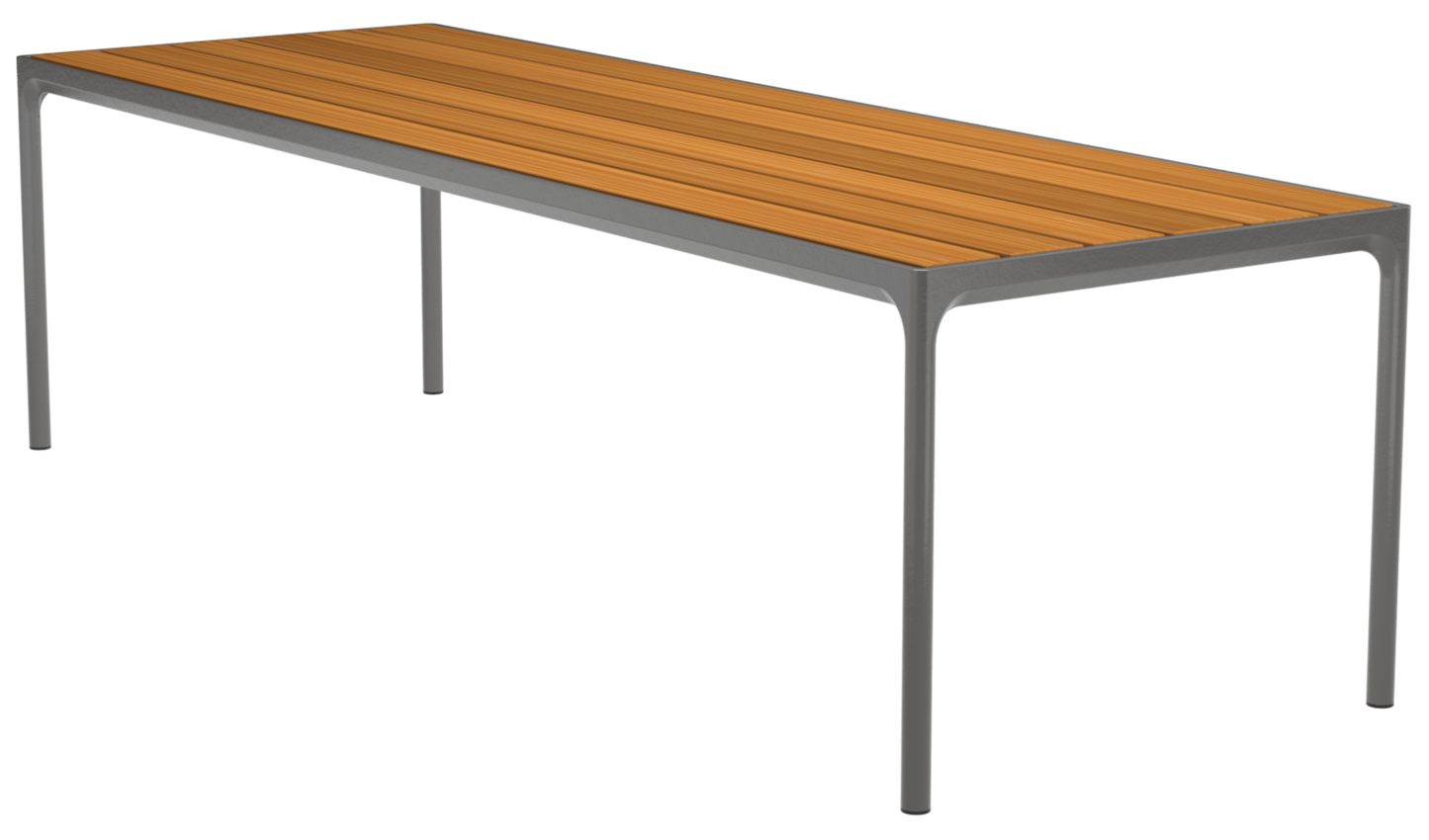 HOUE FOUR Dining Table
