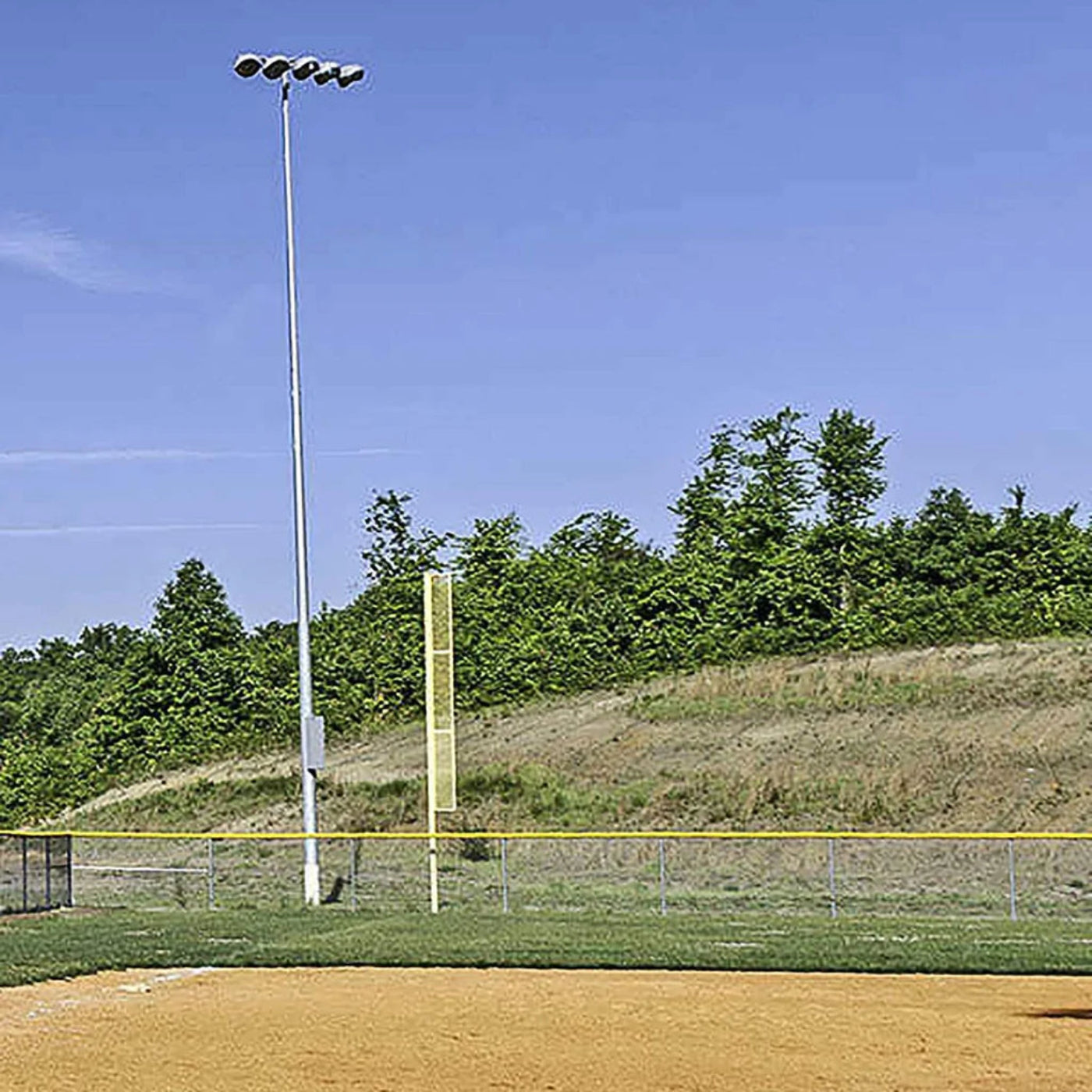 Gared Sports 30' Stadium Inground Foul Pole BSPOLE-30P (Pair) - BSPOLE-30PW