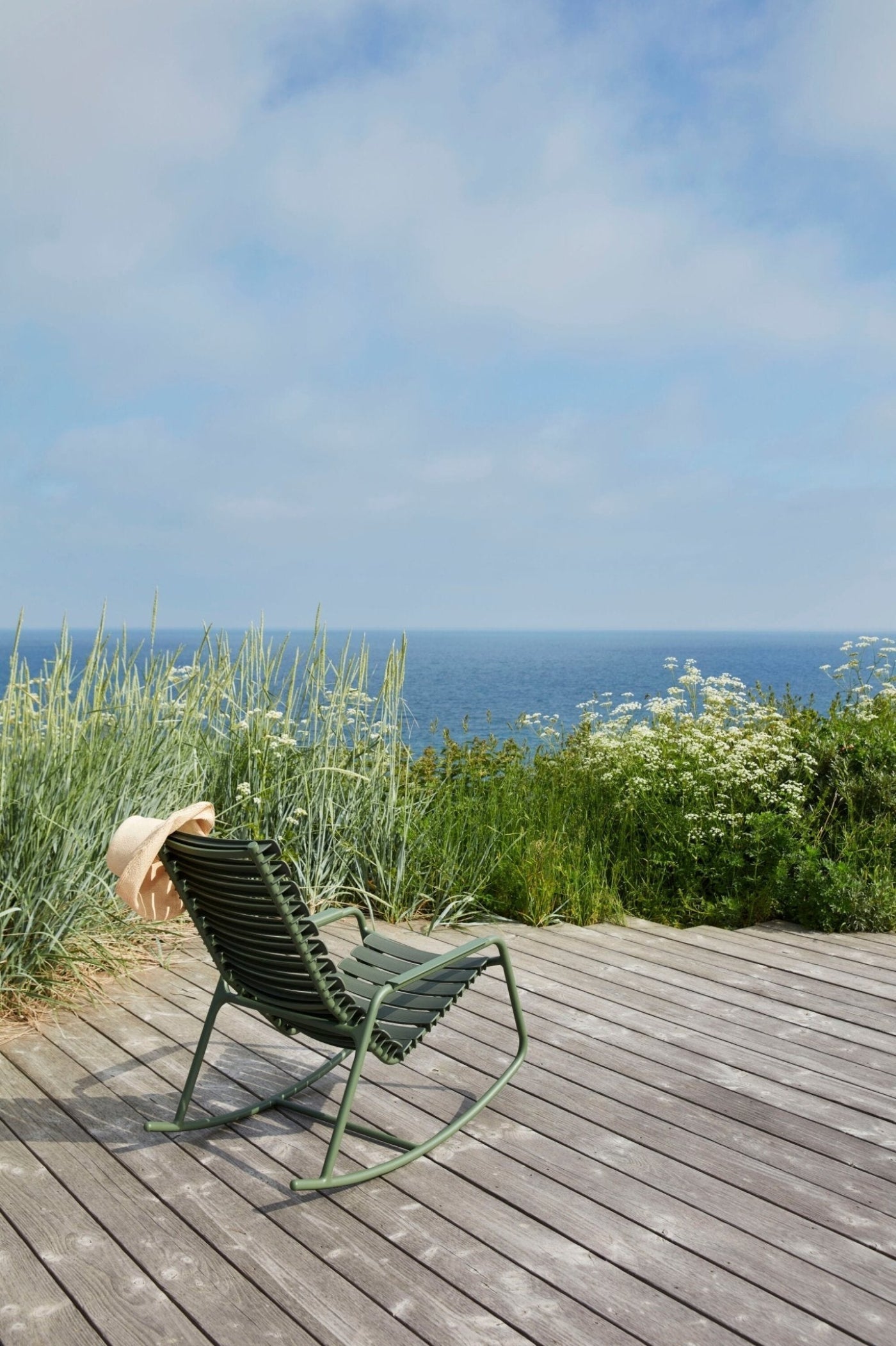 HOUE ReCLIPS Outdoor Rocking Chair